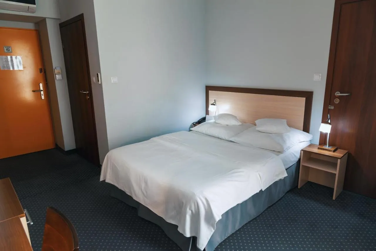Hotel Poleczki Warsaw Airport Polonia