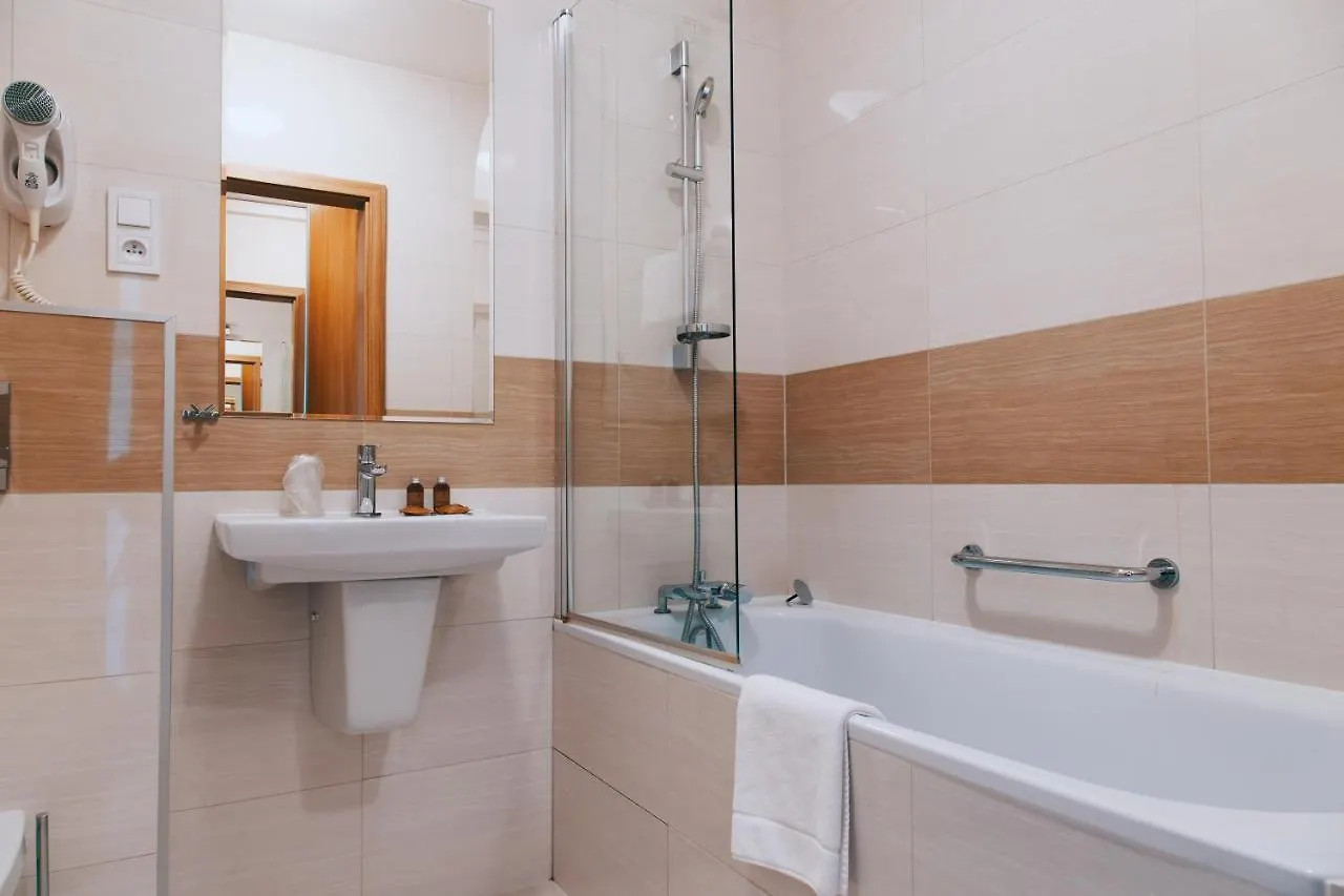 Hotel Poleczki Warsaw Airport